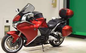 HONDA VFR1200F DCT 2010 SC63