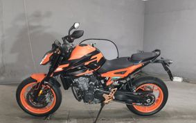 KTM 890 DUKE TU940