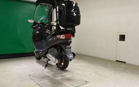 SYM RV125Iヤネツキ