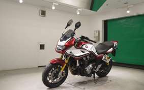 HONDA CB1300SB SUPER BOLDOR SP 2021 SC54