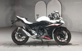 SUZUKI GSX250R DN11A