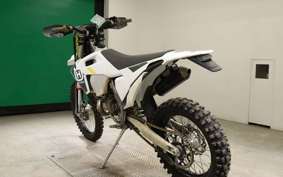 HUSQVARNA TE150I