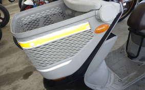 SUZUKI LET's 4 Basket CA43A