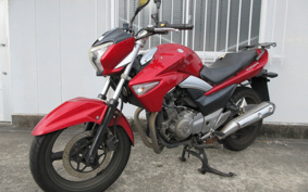 SUZUKI GSR250 GJ55D