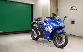 SUZUKI GIXXER 250 SF 2010