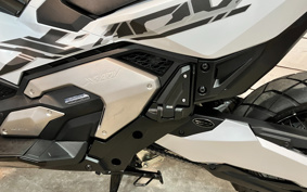 HONDA X-ADV 750 2025 RH21