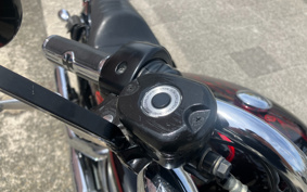 HARLEY XL883L 2009 CR2