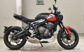 TRIUMPH TRIDENT 660 2025