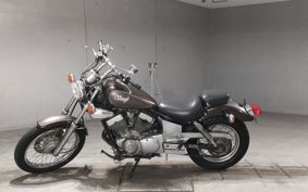 YAMAHA VIRAGO 250 3DM