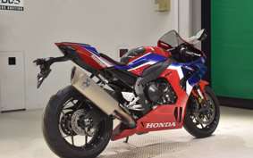 HONDA CBR1000RR R 2021 SC82