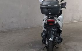 YAMAHA TRICITY 125 SE82J