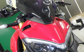 DUCATI STREETFIGHTER V4 S 2021