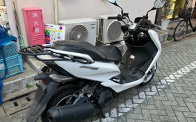 YAMAHA MAJESTYS SG28J