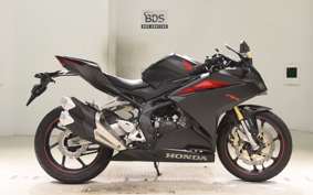 HONDA CBR250RR A MC51