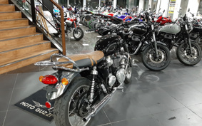 TRIUMPH TRIUMPH  BONNEVILLE T120 2022 DAD75H