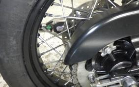 TRIUMPH BONNEVILLE T100 2016