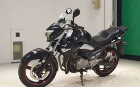 SUZUKI GSR250