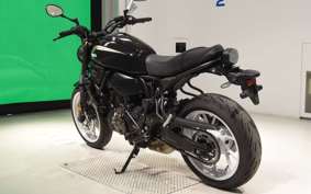 YAMAHA XSR700 2022