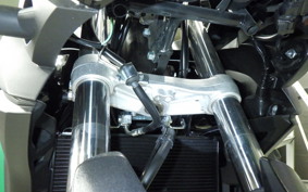 SUZUKI Vｽﾄﾛｰﾑ650XTA 2025 C733M