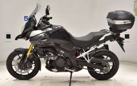 SUZUKI Vｽﾄﾛｰﾑ1000A 2016 VU51A