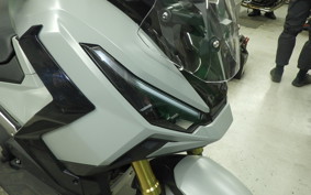 HONDA X-ADV 750 2025 RH21
