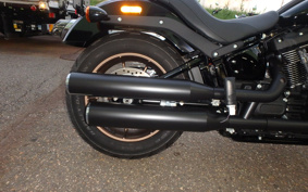 HARLEY  HARLEY FXLRS 2023 YWZ