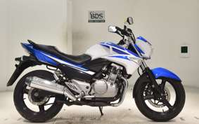 SUZUKI GSR250