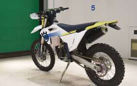 HUSQVARNA FE250