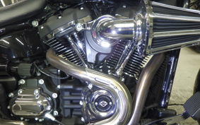 HARLEY FLSB 1750 2021