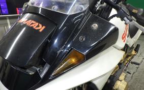 SUZUKI GSX750S KATANA Gen.3 1984 GR72A
