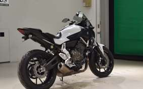 YAMAHA MT-07 2015