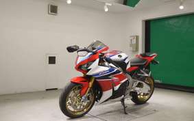 HONDA CBR1000RR SPECIAL EDITION 2015 SC59