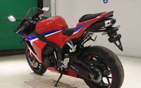 HONDA CBR600RR 2025 PC40