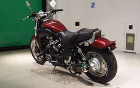 YAMAHA VMAX 2000