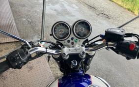 TRIUMPH BONNEVILLE T100 2004 TJ902T