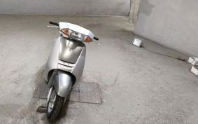 HONDA LEAD 100 JF06