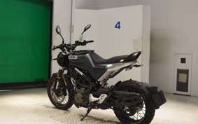 HUSQVARNA SVARTPILEN 401 2021