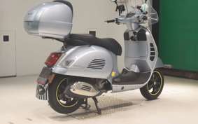 VESPA GTS300 SUPER 2022