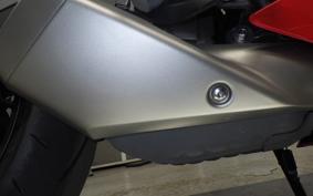 HONDA CBR650R E-Clutch 2025 RH17