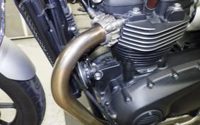 TRIUMPH STREET TWIN 2022