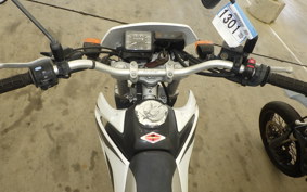 HONDA XR230 MD36
