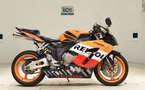 HONDA CBR1000RR 2004 SC57