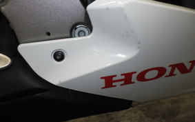 HONDA CBR1000RR SPECIAL EDITION 2014 SC59