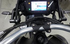 MOTO GUZZI V85 TT 2022