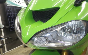 KAWASAKI ZX 10 NINJA R 2004