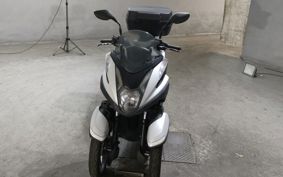 YAMAHA TRICITY 125 SE82J