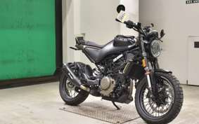 HUSQVARNA スバルトピレン401 2023