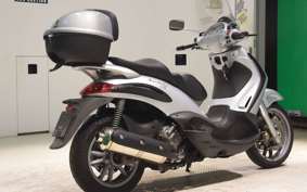 PIAGGIO BEVERLY 500 2006