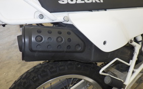SUZUKI DJEBEL 200 (DR200SE) SH42A