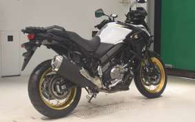 SUZUKI Vｽﾄﾛｰﾑ650XTA C733M
